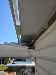 Damage from no gutters on mobile ome